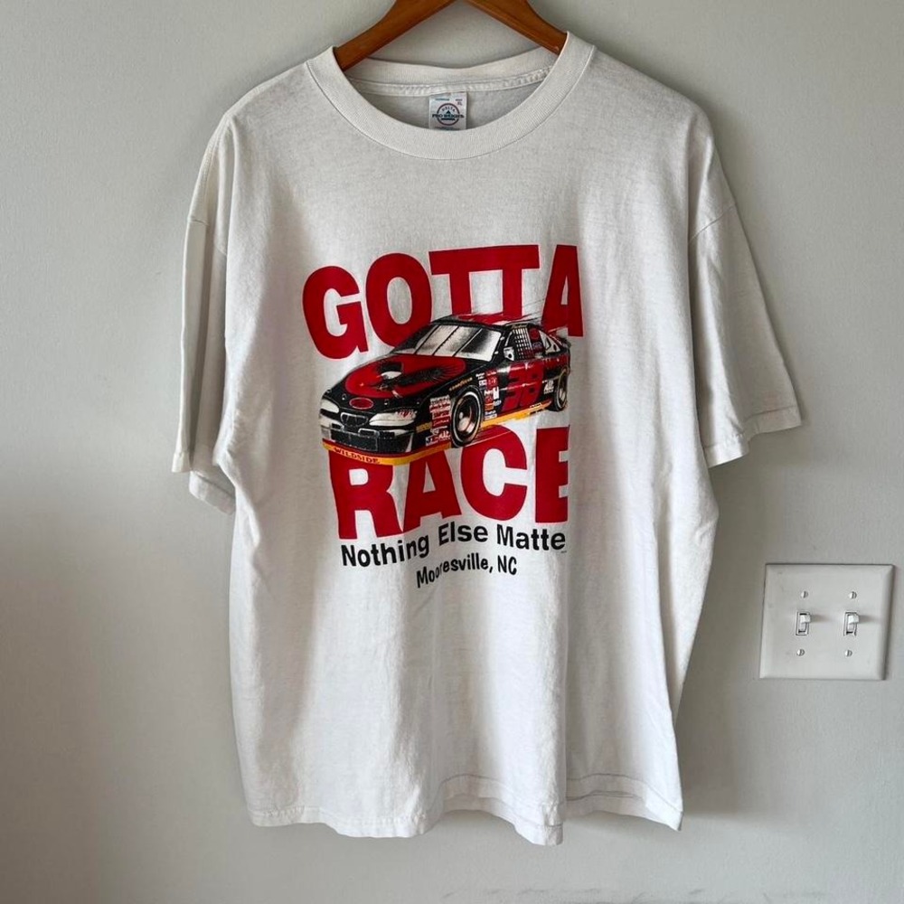 Vintage‎ Racing Tee
